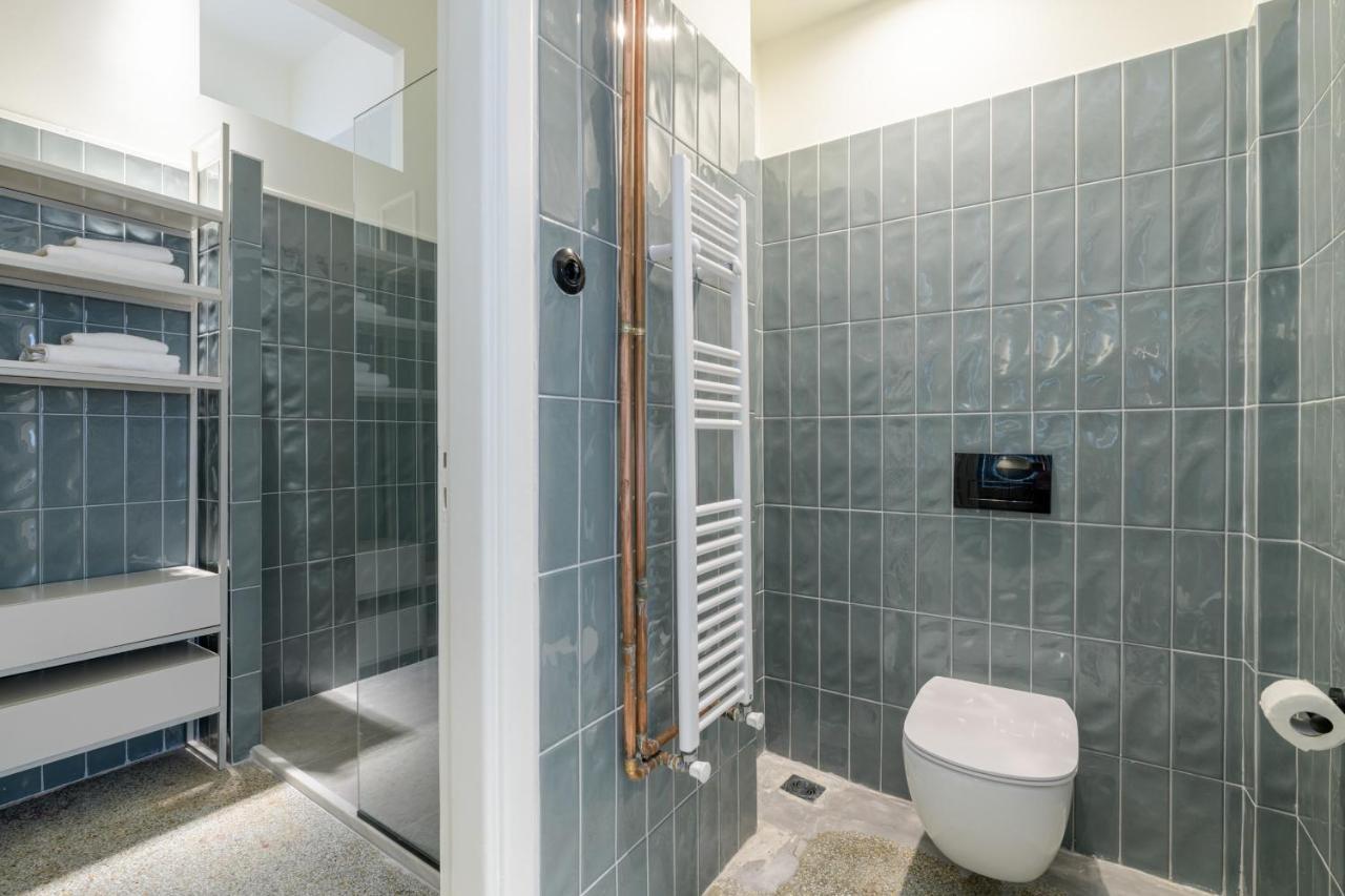Your 4 Bdrm Dream House Acropolis View & Jacuzzi Афіни Екстер'єр фото